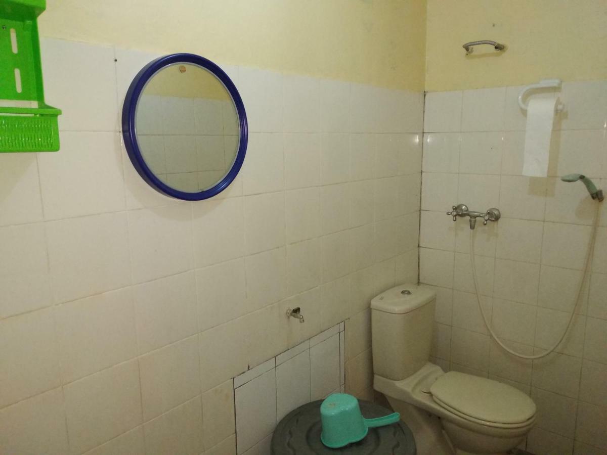 Szabrian Hostel Denpasar Esterno foto